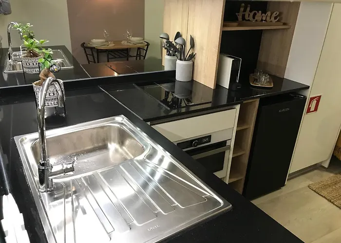 Marques D'aveiro * 阿威罗