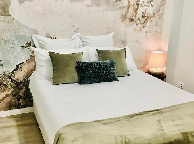 Marques D'aveiro * 阿威罗